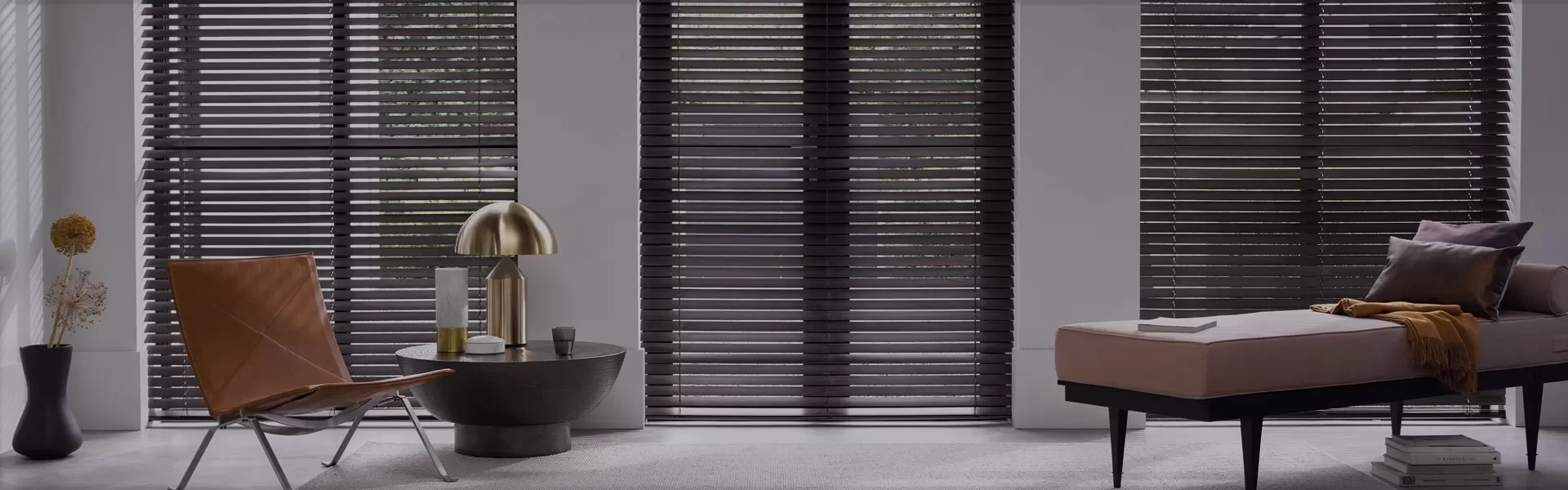 125-raamdecoratie_houten-jaloezien_header.webp